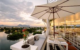 Grandrosse Boutique - Pichola Lake Facing Hotel